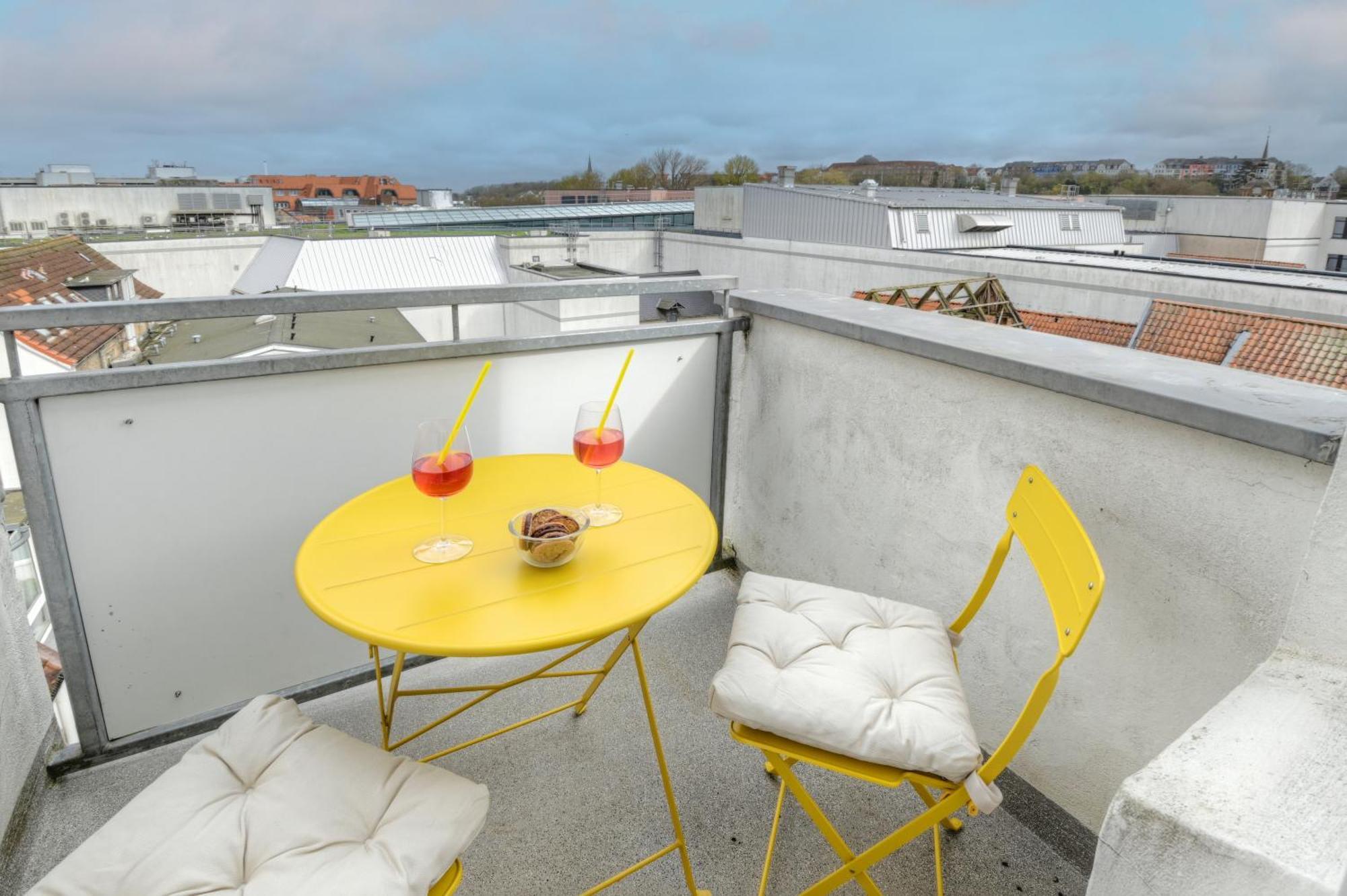 Mittendrin - Apartment Mit 2 Balkonen Sehr Zentral فلنسبورغ المظهر الخارجي الصورة